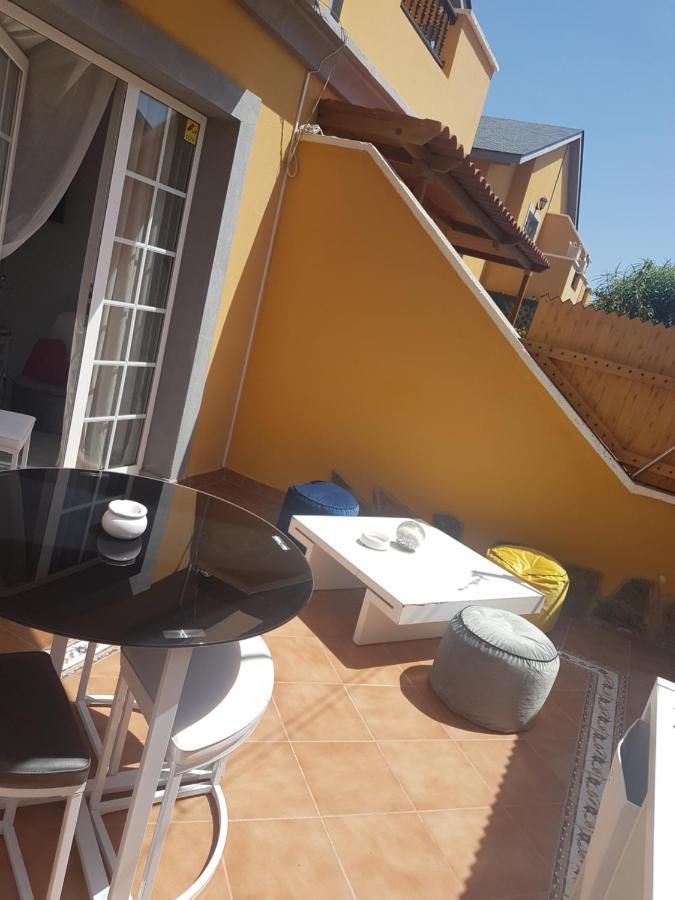 לינה וארוחת בוקר Castillo del Romeral La Casita Del Corazon מראה חיצוני תמונה